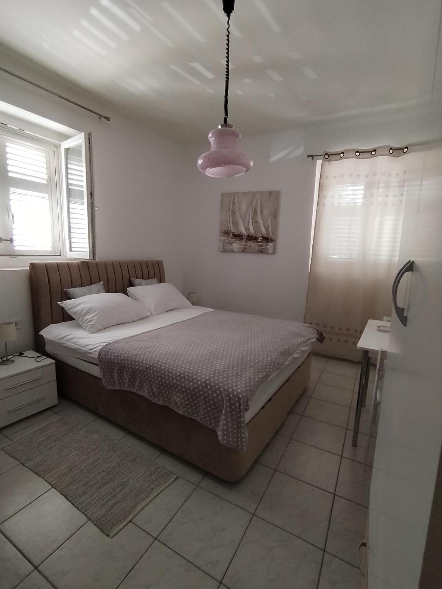 Studio Apartments Ana & Mia Віс Екстер'єр фото